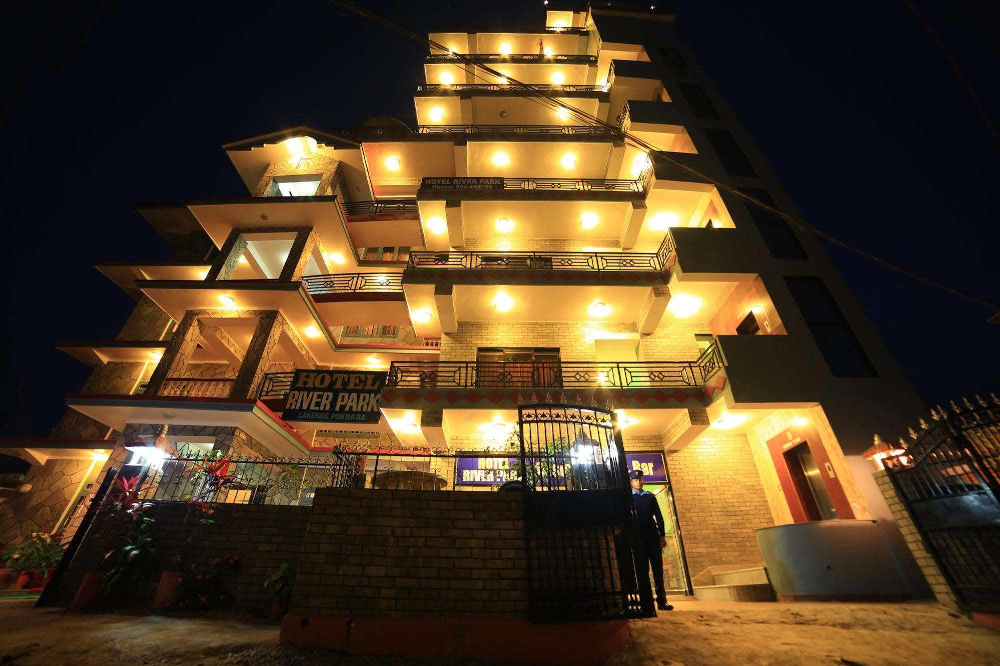 Hotel River Park Pokhara Zewnętrze zdjęcie